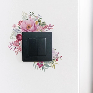 Sticker mural floral tropical pour interrupteur double avec pivoines roses et feuilles vertes