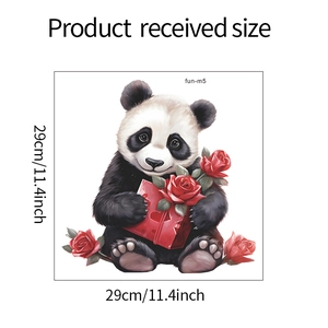 Dettaglio adesivo da parete panda con rosa e scatola regalo a cuore, misura 29x29cm