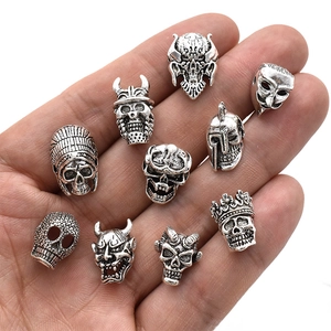 Perles tête de mort en argent antique pour bijoux DIY style punk et gothique