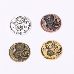 Vintage Steampunk 25mm Zahnrad Anhänger in Gold Silber Bronze und Kupferlegierung