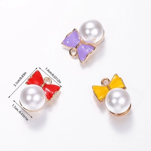 Pendentifs nœuds colorés en alliage avec perles pour bijoux DIY en violet rouge et jaune