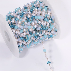 DIY crystal and pearl chain roll for clothing accessories in blue and white colors