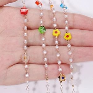 Bunte florale Harz und weiße Perlen Schmuckkette für DIY Halsketten oder Armbänder