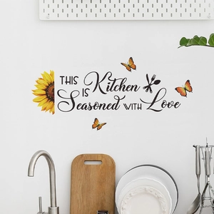 Stickers muraux tournesol et papillon avec citation This Kitchen Is Seasoned With Love