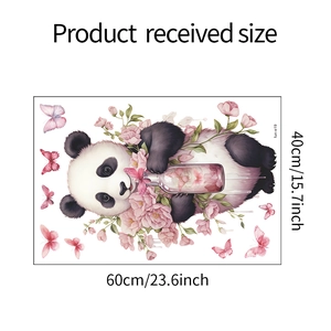 Détails et dimensions du sticker mural avec panda mignon, fleurs et papillons roses