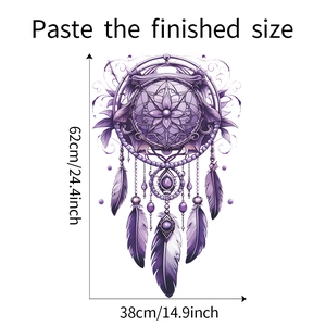 Détail du sticker mural attrape-rêves violet avec plumes et dimensions