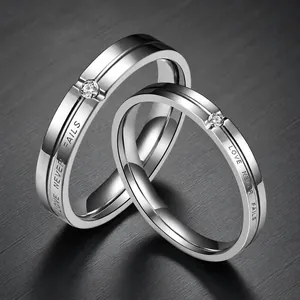 Anillos de Pareja de Acero Inoxidable Con Circonita Grabado Love Never Fails Anillo de Boda Compromiso Para Hombre Mujer Joyería