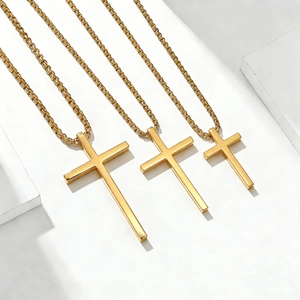 Drei Größen polierter goldener Kreuz-Halsketten aus Titanstahl für Damen und Herren