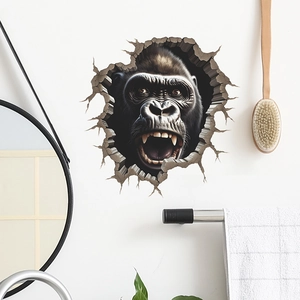 Detailansicht eines 3D-Wandstickers mit brüllendem Gorilla auf rissigem Wandhintergrund