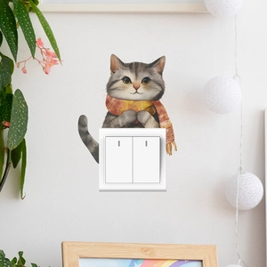 Adesivo murale gatto grigio con sciarpa per decorazione interruttore della luce