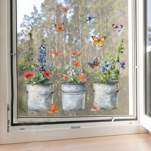 Vensterstickers met bloempotten en kleurrijke vlinders op een vage natuurachtergrond