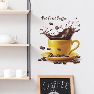 Adesivo murale tazza di caffè con schizzi di liquido e testo But First Coffee