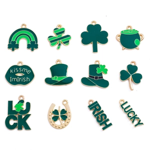 Set van 12 St. Patrick's Day klaver hangers van zinklegering voor DIY sieraden maken