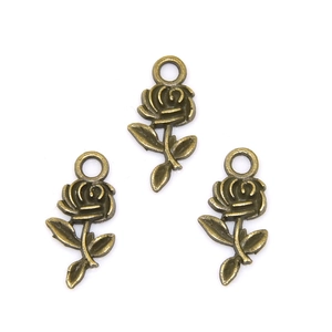 Drei Vintage-Anhänger aus Bronzelegierung in Rosenform für DIY-Halsketten und Schmuck