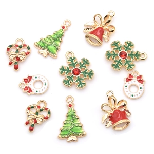 DIY Christmas alloy pendants set featuring festive trees, snowflakes and red bells