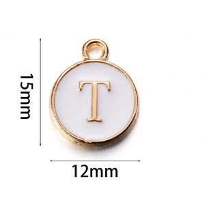 Ciondolo tondo con lettera T in smalto e lega dorata per gioielli DIY 15x12mm