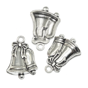 Drei antike silberne Weihnachtsglocken-Anhänger mit Bogerelief für DIY-Schmuck