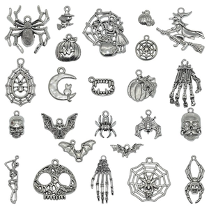 Antiksilber Halloween Legierung Anhänger Retro Kürbis Totenkopf Fledermaus Spinne Charms Für DIY Halskette Schmuckherstellung