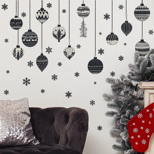 Stickers muraux de Noël noirs modernes avec ornements suspendus et flocons de neige déco
