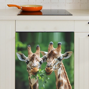 Adesivo per lavastoviglie con giraffe realistiche in una foresta per decorazione
