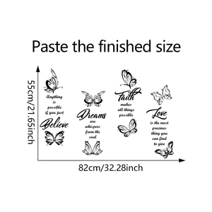 Détail d'un sticker mural papillon noir avec citations et dimensions de 55x82cm