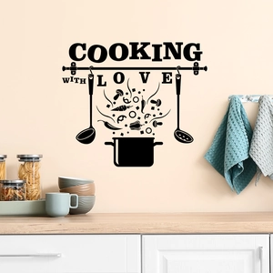 Sticker mural Cooking With Love en PVC noir avec ustensiles pour déco cuisine et salle