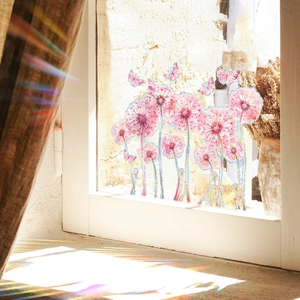 Statische Fensterfolie mit rosa Pusteblume, Schmetterling und irisierenden Regenbogeneffekten