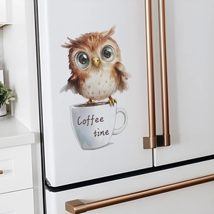 Sticker mural hibou dessin animé Coffee Time sur un réfrigérateur blanc moderne