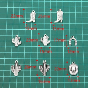Ciondoli stile cowboy in lega d'argento antico con stivali, cactus e forme di cappello