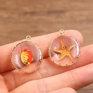 Pendentif en verre plaqué or 18 carats avec breloques marines pour création de bijoux