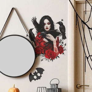 Sticker mural gothique avec femme en robe rouge, corbeaux et roses pour décoration