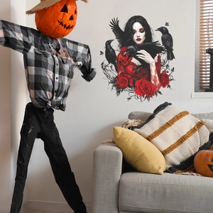 Sticker mural femme gothique avec corbeaux noirs et roses rouges pour décor d'Halloween