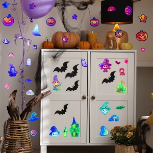 Holografische Halloween Fensteraufkleber mit bunten Kürbis- und Geist-Motiven