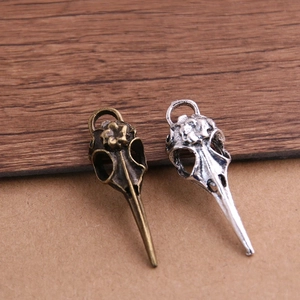 Pendentifs en Alliage Crâne d'Oiseau Gothique Vintage Forme de Fleur Charm Tête de Corbeau pour la Fabrication de Bijoux DIY
