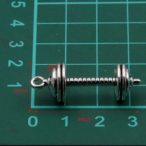 Pendentif haltère argenté pour bijoux DIY 34mm de long accessoire de sport en métal