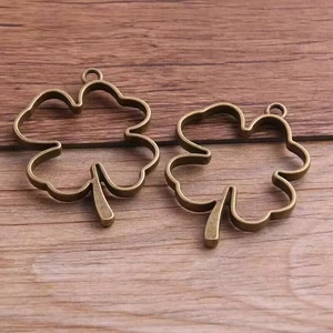 Antique bronze clover hollow frame pendant for resin DIY necklaces and bracelets