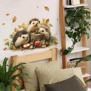 Süße Igel Wandtattoo mit Herbstlaub und Äpfeln für die Wanddekoration im Kinderzimmer