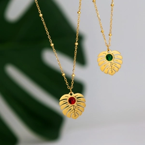 Monstera Leaf Pendant Necklace Titanium Steel Gold Plated With Zirconia Tropical Plant Satellite Chain For Women Jewelry