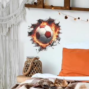 Sticker mural 3D football enflammé effet mur brisé pour déco chambre de garçon