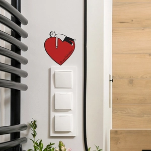 Adesivo murale creativo Be My Valentine con un personaggio dei cartoni animati su cuore