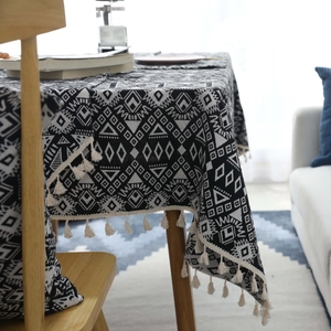 Tovaglia nordica geometrica in cotone e lino nero con nappe per tavolini da caffè