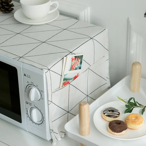 Nordic black and white geometric dust cover with side pockets for microwave oven use