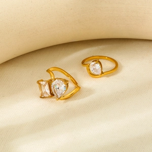 18K gold plated stainless steel teardrop and rectangle zircon ring for women