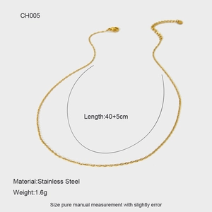 Detailed view of 40+5cm stainless steel gold chain necklace with lobster clasp and extension