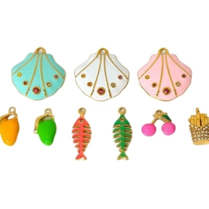 Bunte Emaille-Fischgräten- und Fruchtanhänger mit Strasssteinen für DIY-Schmuck