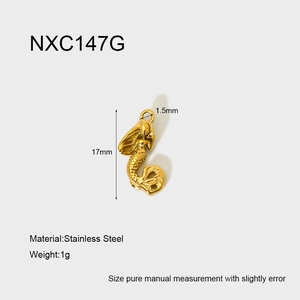 Detailed technical diagram of golden mermaid charm with 17mm height and 1.5mm hole size