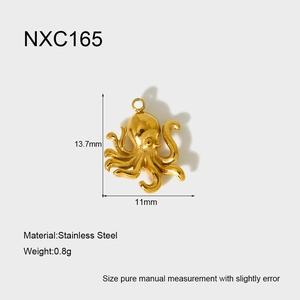 Detailed size chart for octopus charm in 18K gold plated stainless steel, 13.7x11mm