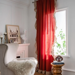 Tenda da cucina francese in lino arancio bruciato con volant beige e effetto semi-oscurante
