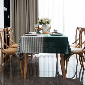 Dark green houndstooth jacquard rectangular tablecloth with splicing geometric pattern