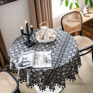 Nordic black and white geometric round tablecloth with elegant black tassels